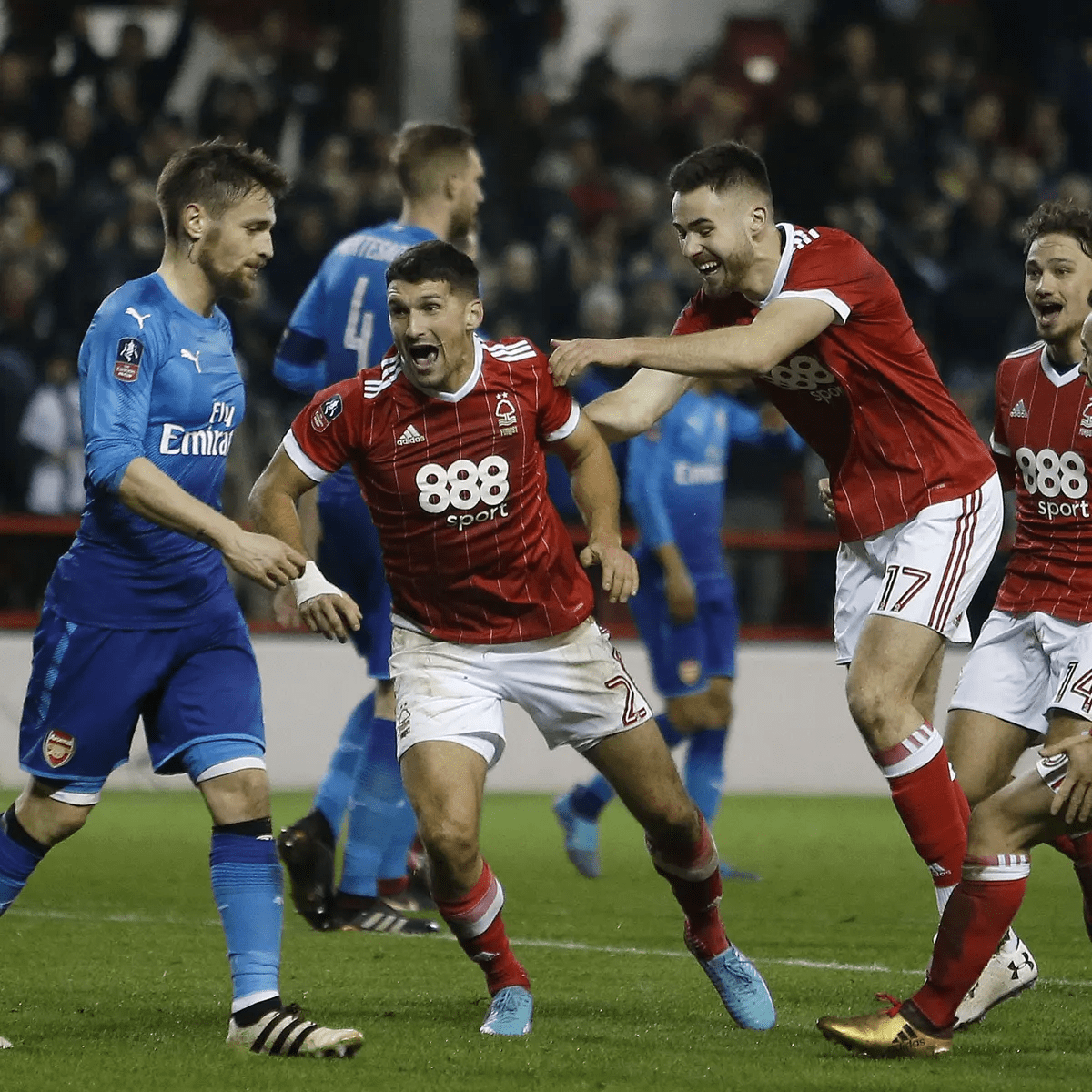 外线火力和 外线火力和