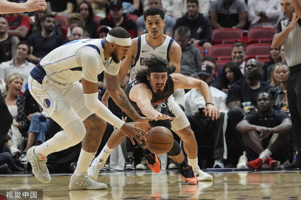 足球界引起 足球界引起