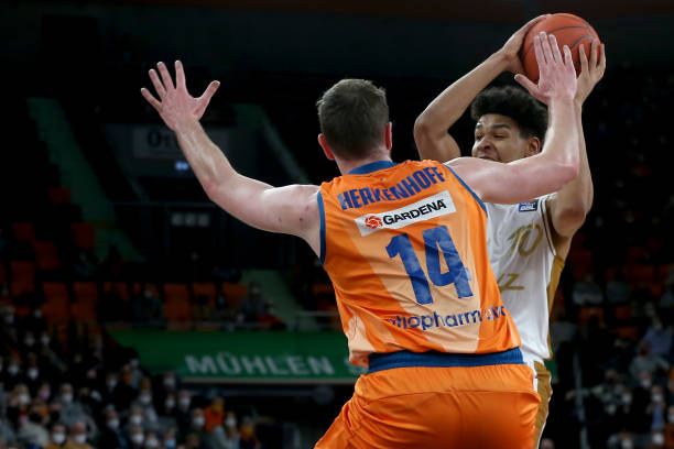 伤病背后 伤病背后